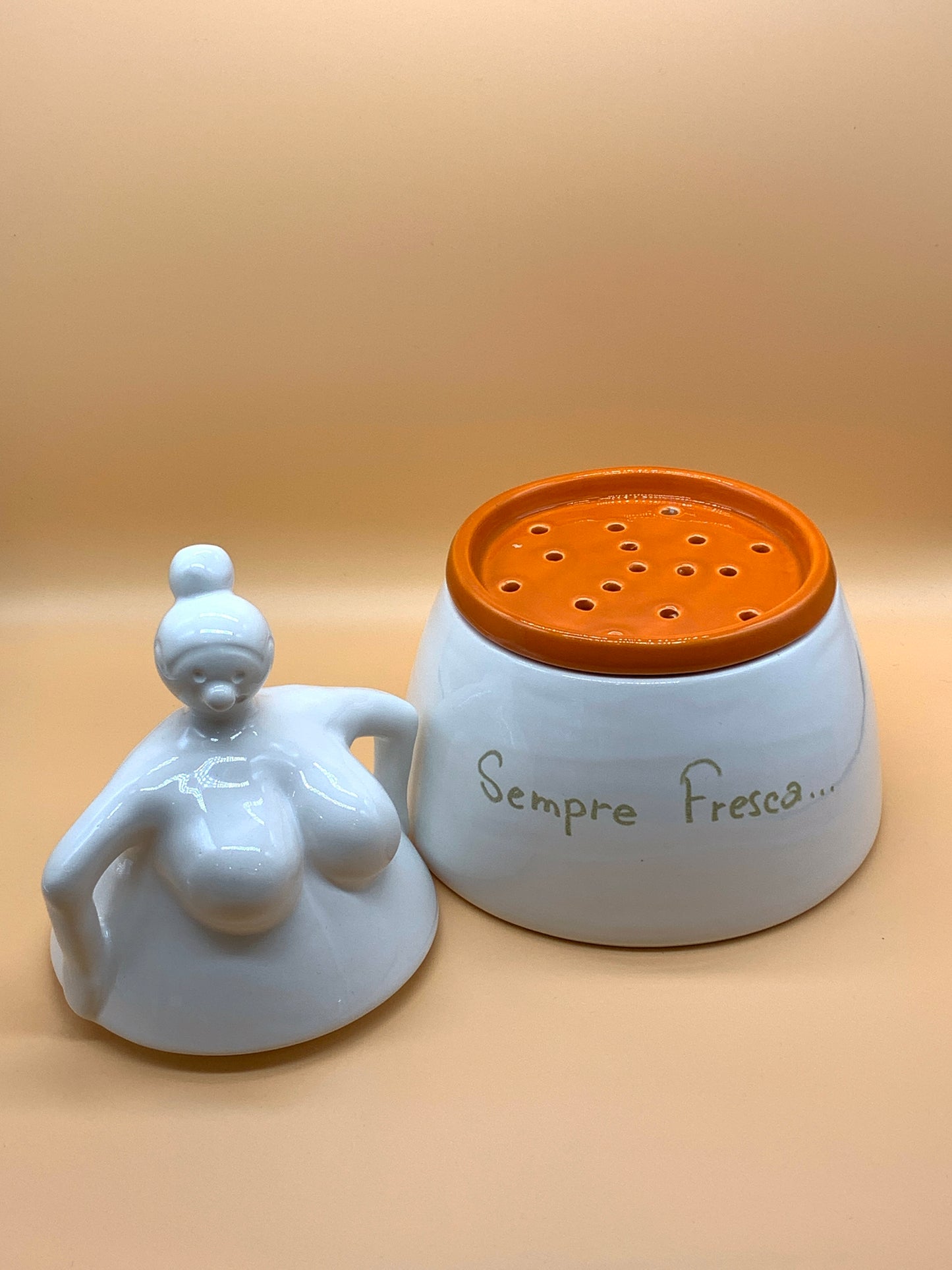 Portamozzarella Tina in ceramica, capacità 800ml col. Arancio