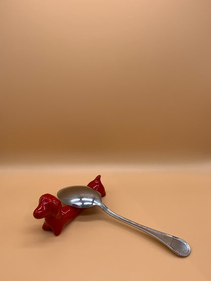Poggiaposate Cane Bassotto Manolo in ceramica col. Rosso