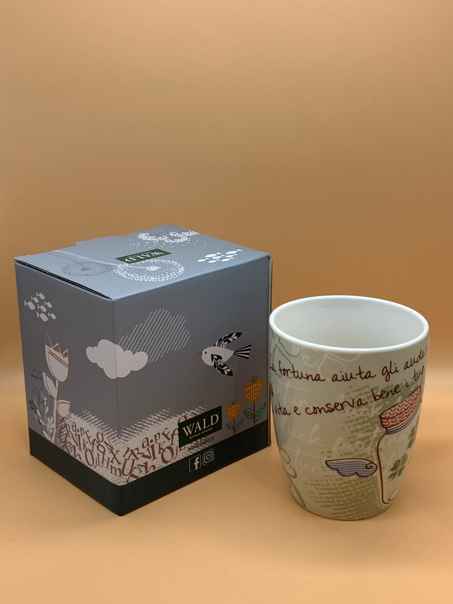 Tazza WALD in porcellana decoro quadrifoglio col. Bianco